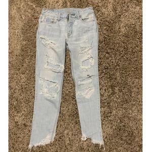 American Eagle Tomgirl Light-wash Jeans